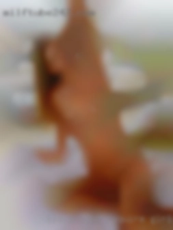lislerosso require girl for fuck