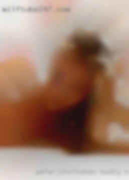 PeterJohnTheMan husky nude woman