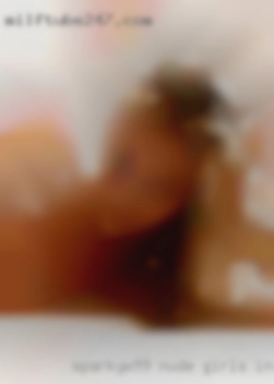 SparkyW99 nude girls in tho